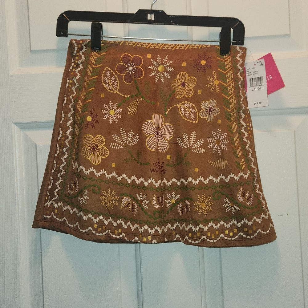NWT Amy Byer Girls Large (14) Puff Print Suede Skirt Saddle Color Skort